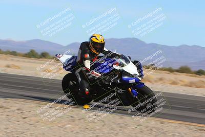 media/Jan-13-2024-SoCal Trackdays (Sat) [[9c032fe5aa]]/Turn 14 Inside (150pm)/